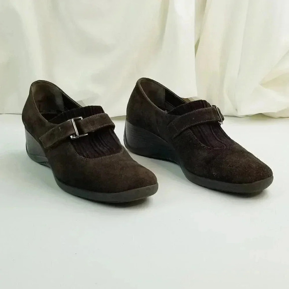 Aquatalia Size 7 Chocolate Brown Suede Leather Wedge Slip On Hook & Loop Loafers - Picture 7 of 12